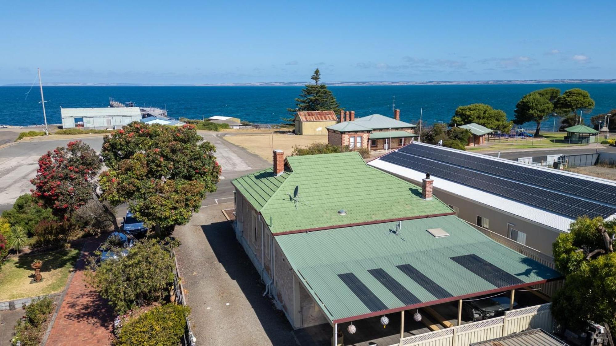 Armadale House - Kingscote Villa Exterior foto