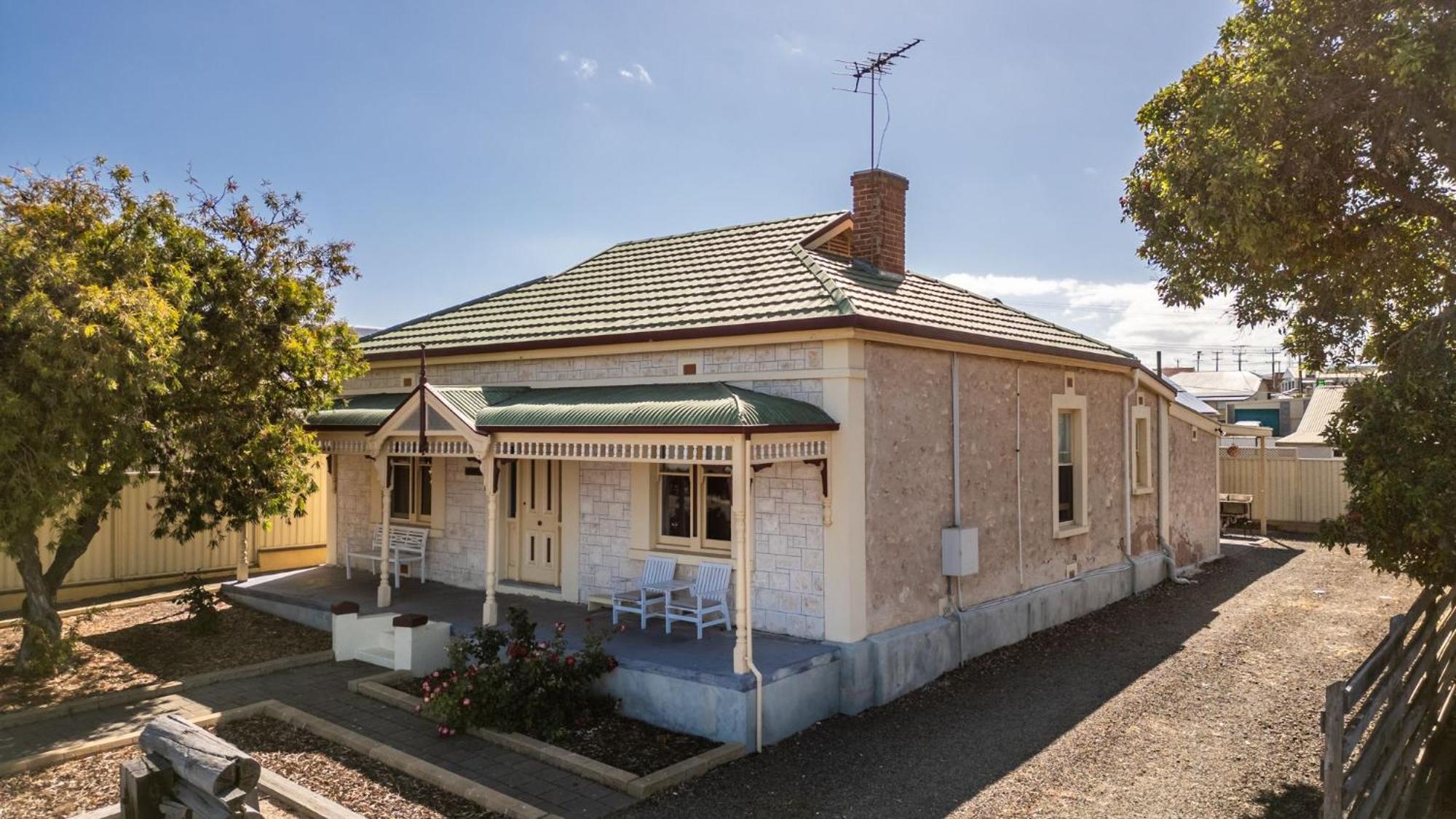 Armadale House - Kingscote Villa Exterior foto
